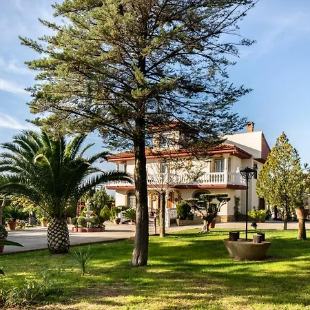 Vivienda Turistica Rural Mari Carmen *